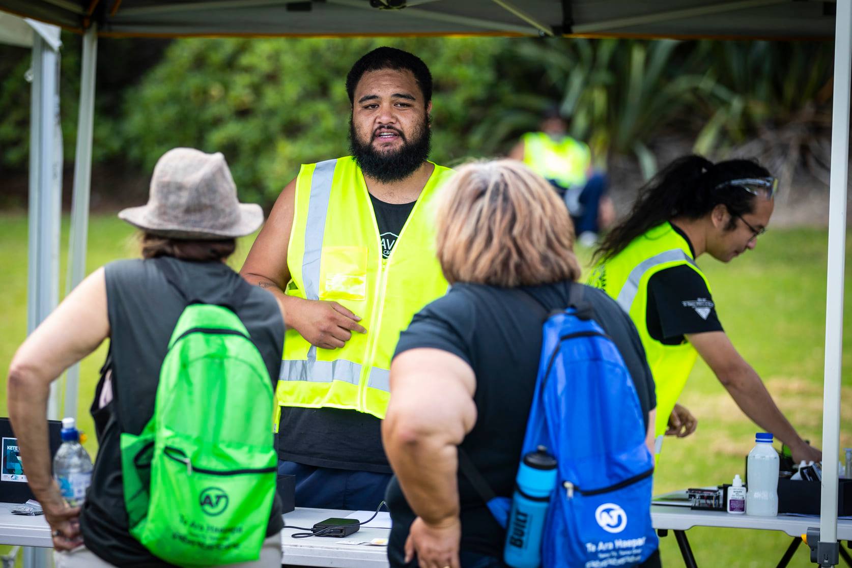 Gallery: Bilingual Hikoi