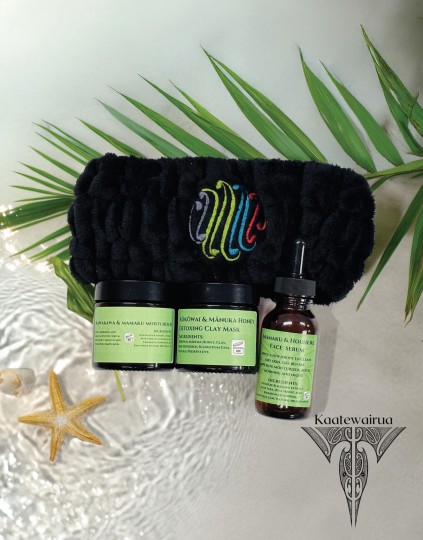 SOLD OUT Rongoaa Gift Box FACE Collaboration with Kaatewairua
